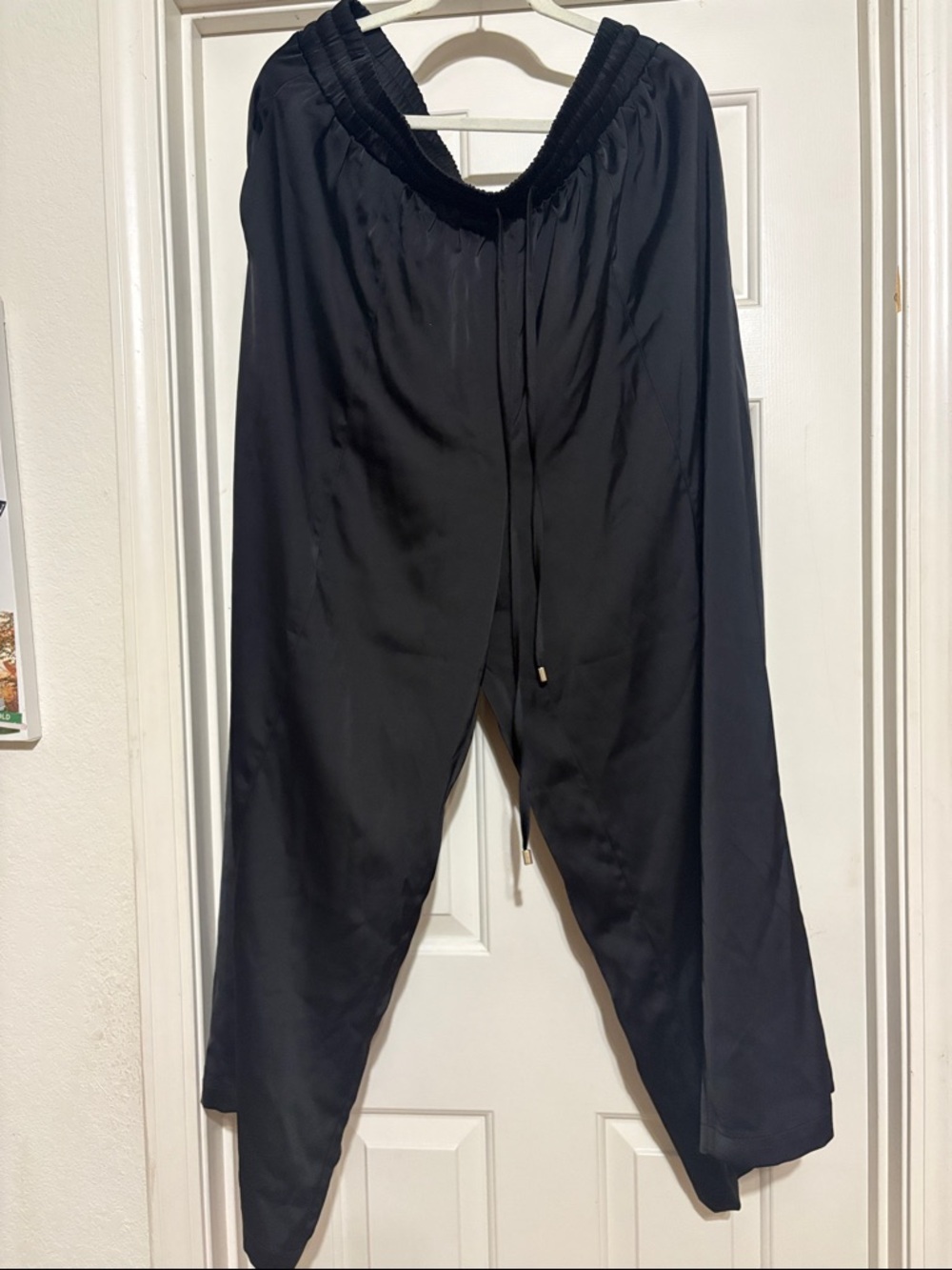 Nina Parker  Wide-Leg Black satin  Pants
